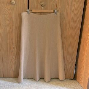 Banana Republic Milano merino wool midi skirt Large fits a 12-14
